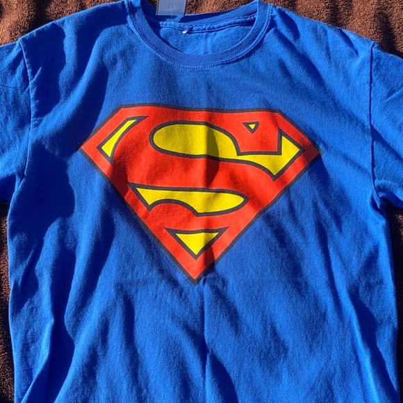 Blue Superman T-shirt - Picture 2 of 4